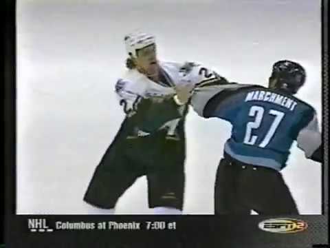 Derian Hatcher breaks Jeremy Roenick's jaw with a flying elbow : r/hockey