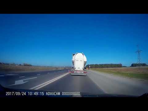 На трассе под Казанью фура подрезала авто