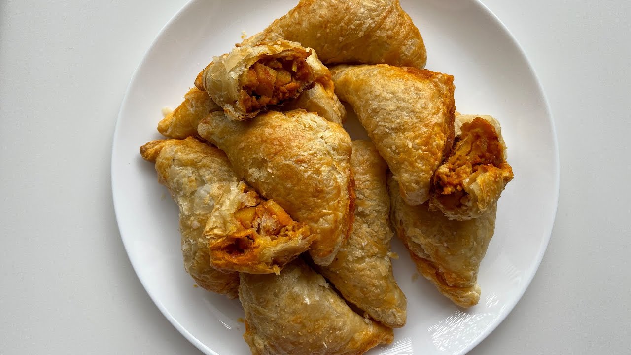 Baked MalaysianStyle Curry Puff Recipe YouTube