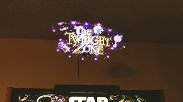 IGT Twilight Zone slot machine topper video on a LPM untimate Hologram Pinball Topper