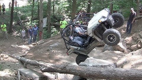 ETHAN TANNER AINT SCARED HITS AXLE HILL IN HIS POLARIS RZR-S