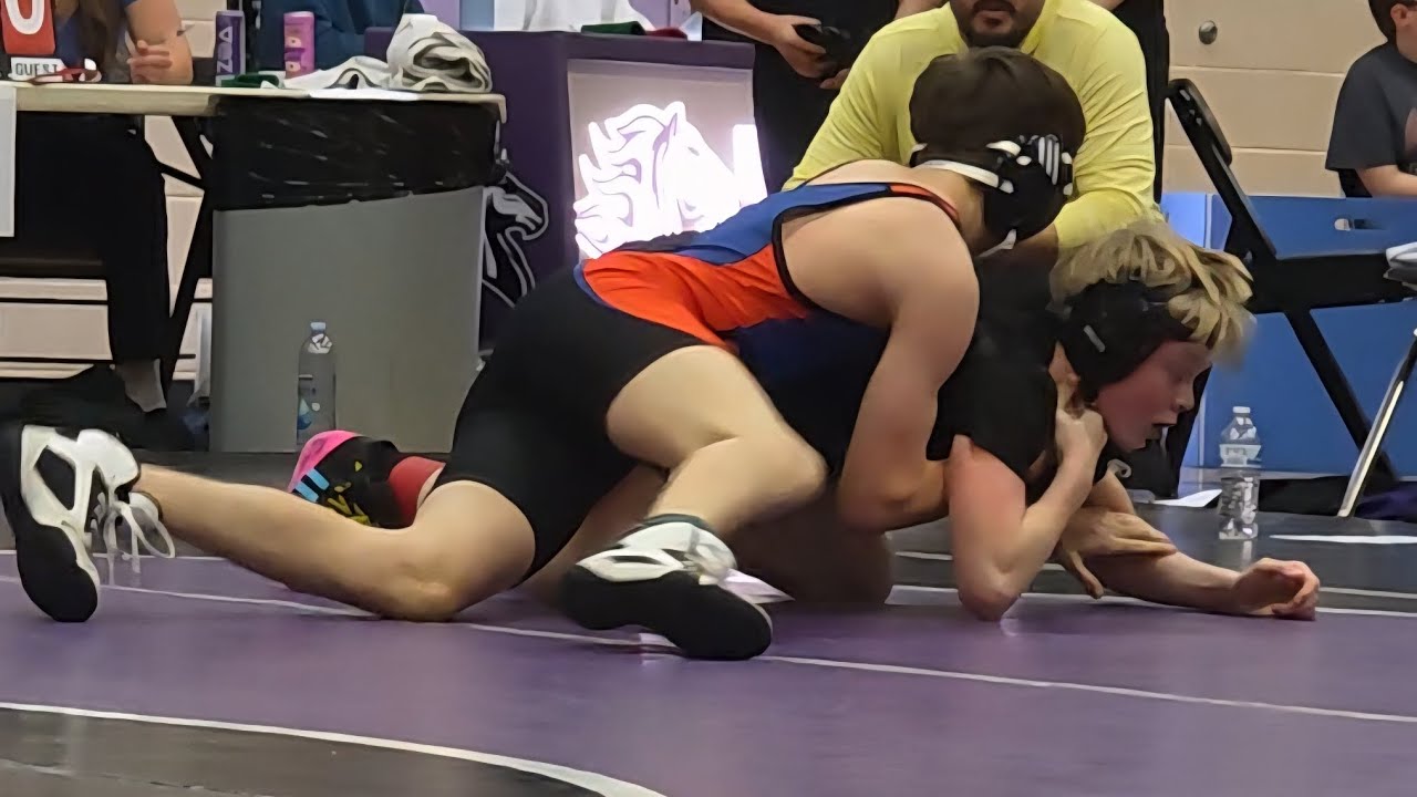 Chinook Middle School vs Horse Heaven Hills 2026 - Owen's 6th match of 8th grade