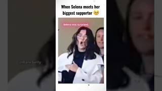 Selenas Sweet Reaction To A Loyal Fan selenagomez selena
