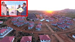 JIONEE NYUMBA ALIZOZIKABIDHI WAZIRI MKUU KWA IDARA YA UHAMIAJI DODOMA LEO