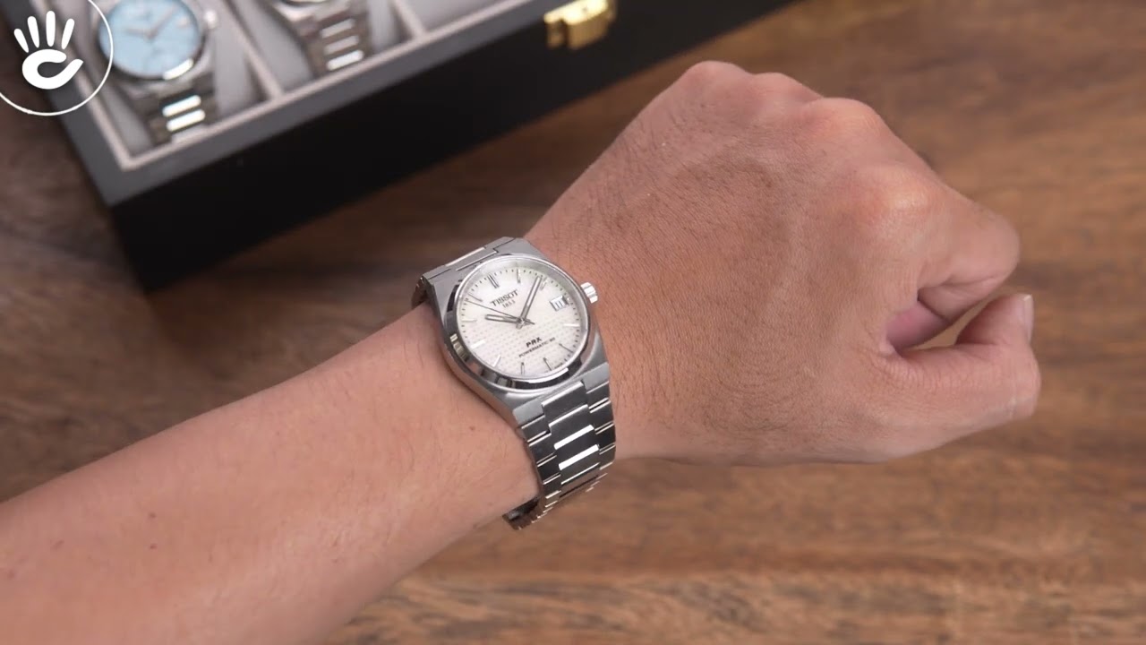 Review đồng hồ Tissot T137.207.11.111.00 trữ cót lên đến 80 giờ với mặt số màu trắng sang trọng.