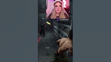 Flashbang save against Wesker