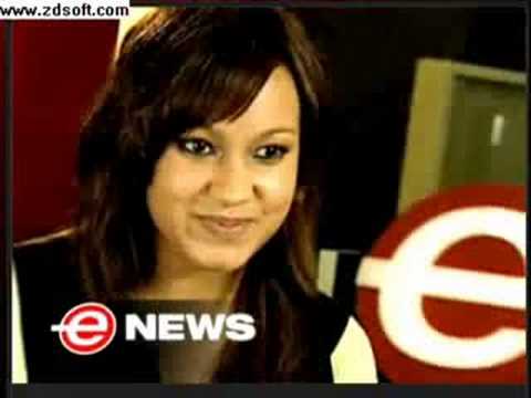 Jasmine Richards on E Talk, Canada on Shenae Grimes