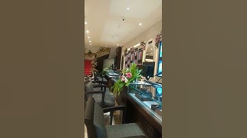 enjoying Tanishq showroom opening 🔓