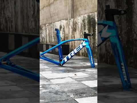 Video Trek Madone SLR 9 hàng chính hãng màu Shappire Chroma... - youtube