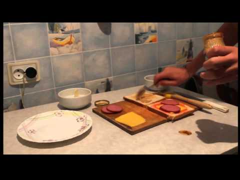 Видео рецепт Сэндвич с колбасой