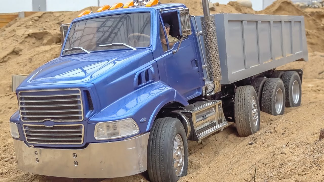 Awesome Rc Tractor Trucks Ford Dump Truck Usa Loader Youtube