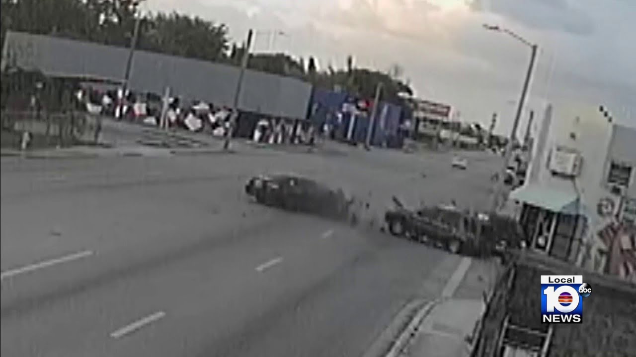 Caught on camera: 3-car crash causes vehicle to collide into convenience store