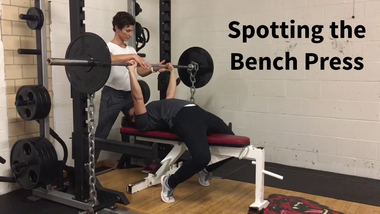 Spotting the Bench Press: With and Without Chains - YouTube