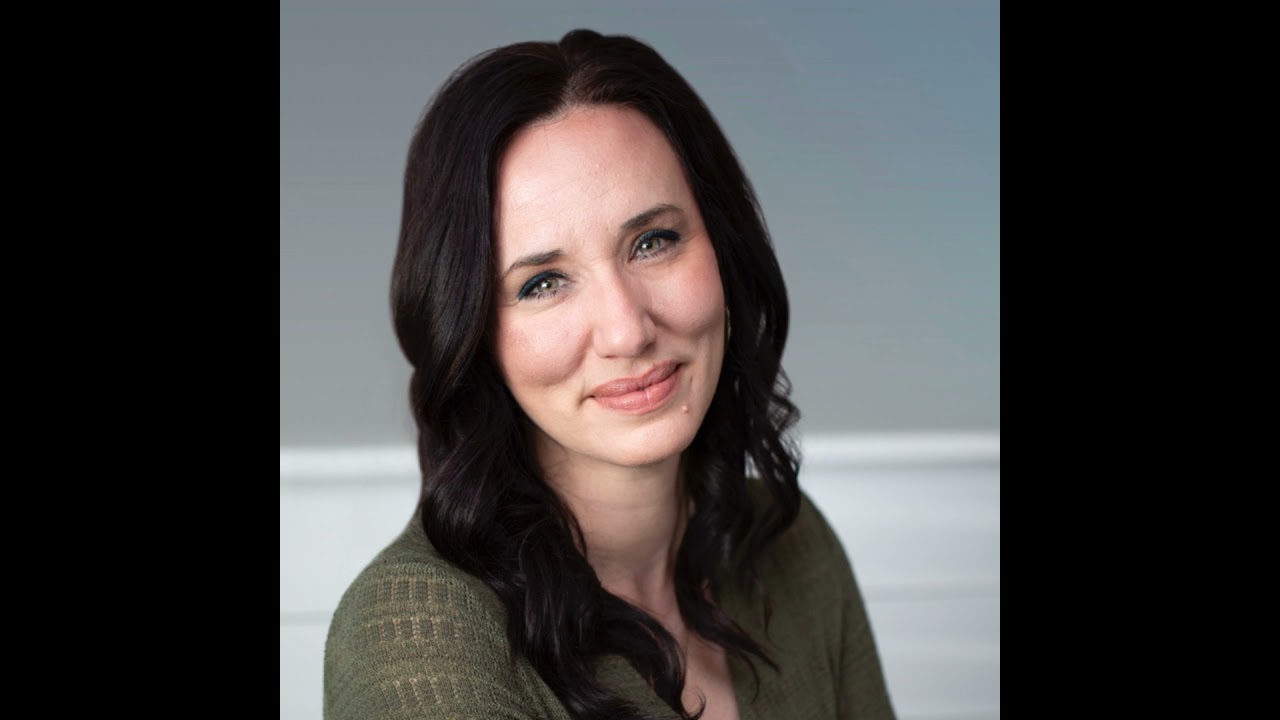 E147 (Repost) Overcoming Excuses and Taking Care of Ourselves with Melanie Hill
