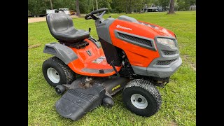2011 Husqvarna YTH2348 Riding Lawn Tractor SN3928 Lot#21