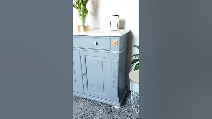 DIY Awesome Vintage style Furniture Restoration!