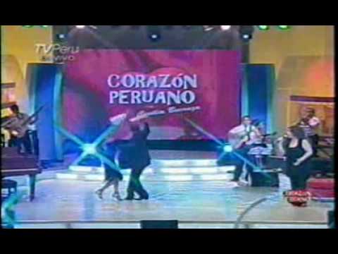 Lourdes Carhuas "Cantando" CORAZON PERUANO con Cecilia Barraza 13-03-2010