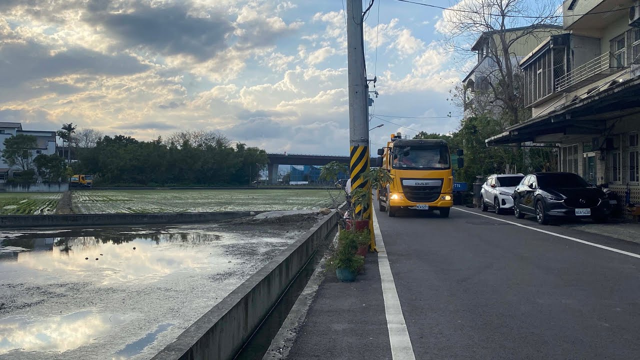 「大年初五特輯」雙音樂！雙垃圾車！（￼幾秒￼）￼￼￼￼20260215「￼小年夜￼拍攝」宜蘭縣宜蘭市垃圾車￼￼￼￼￼￼￼￼KEA-5691壯圍鄉垃圾車KEA-5271,733-BY回收車385-R8￼