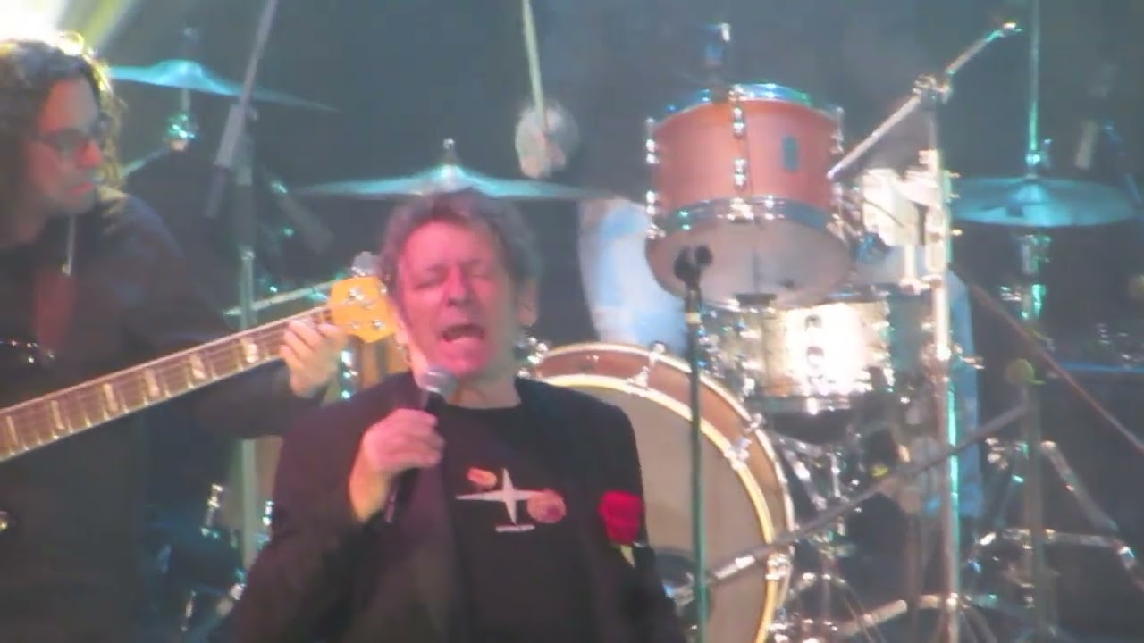 Unchained Melody  (Ghost) Lorenzo Santamaria. Valencia 1/12/2025