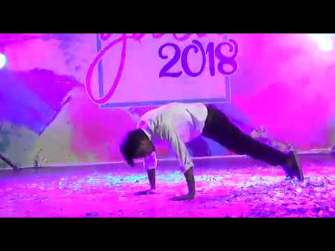pakistani-student-unbelievable-romantic-dance-/-dont-miss-to-watch-/-india-pakistan-got-talent