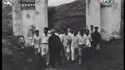 Những ngày bom đạn ấy