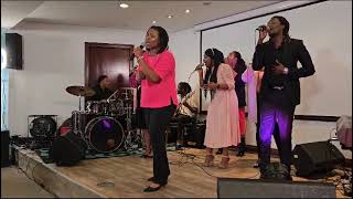 Worship @TheCityOfZion #sunday #worship#service #minstrel #jesus #church #sundayservice @yvonnemay