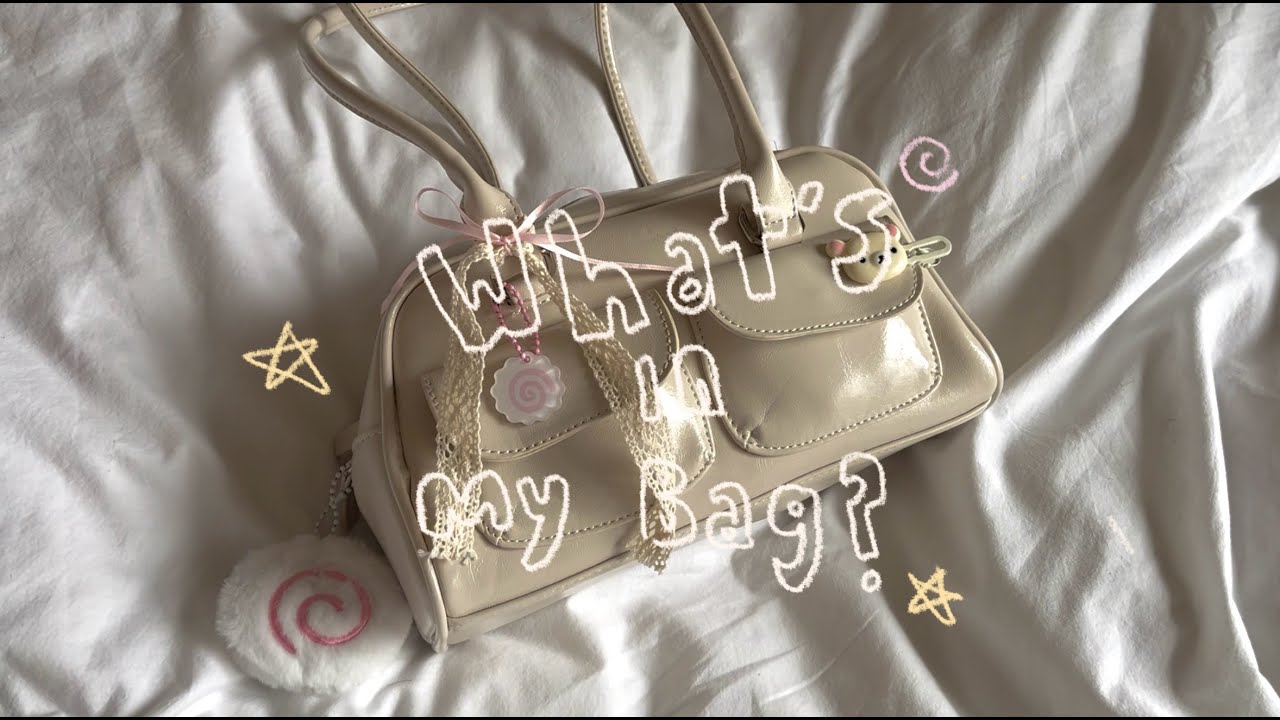What’s in my bag? — shojo girl theme, makeup, keychains 🍥🍧🎐