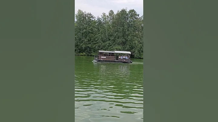 Прогулки по реке Воронеж. Walking along the Voronezh River. #воронеж #петровскаянабережная #voronezh