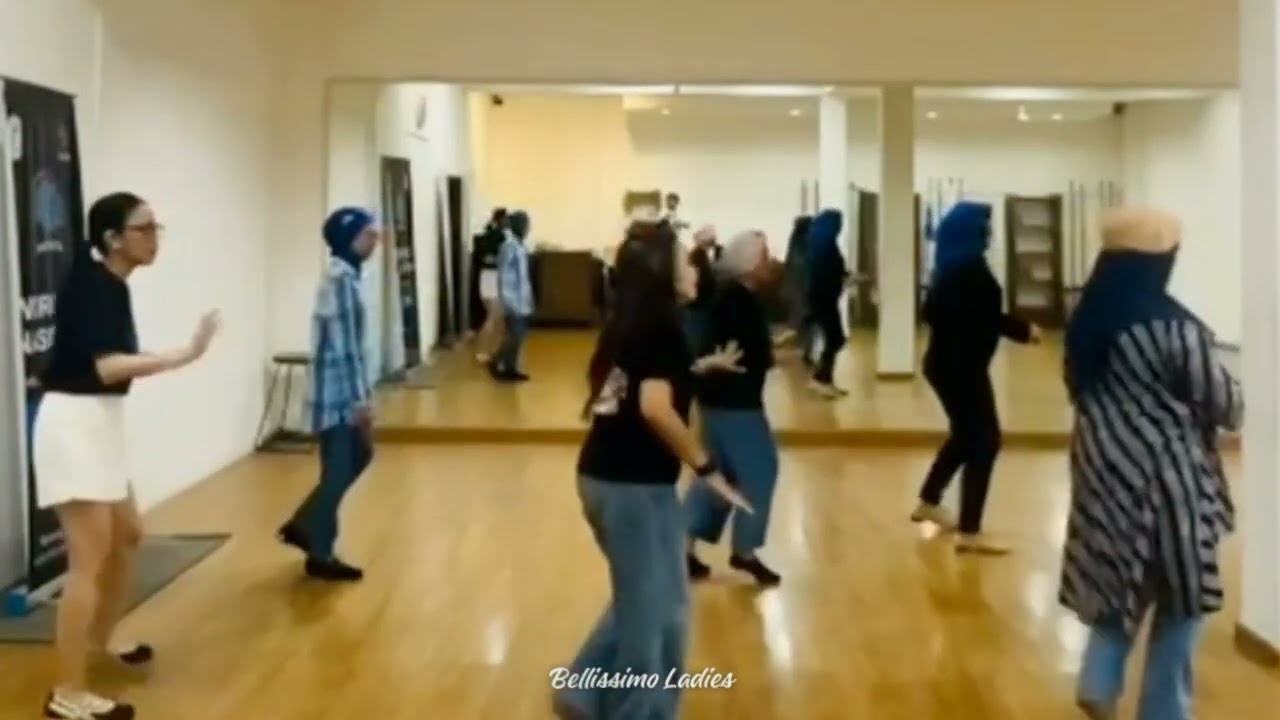 Line Dance - Bellissimo Ladies in Majnona Line Dance.