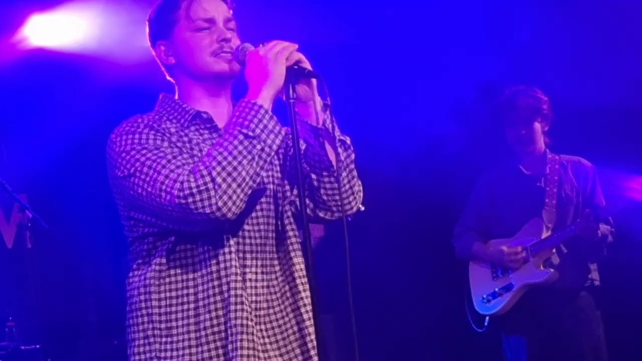 Hitta nån - Lukas Söderholm - Nalen - ( Alex Baud gitarr )