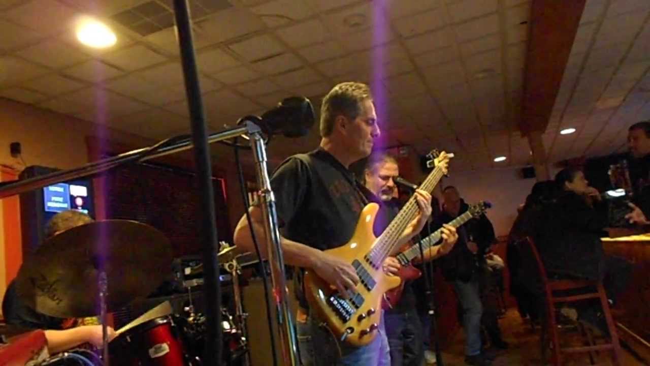 SIDE EFFECT BAND Jessies Kettle doing "shakedown st...and unchain my