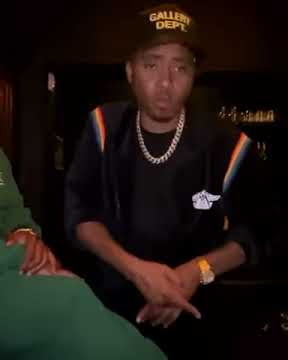 Nas questions NORE's shoes