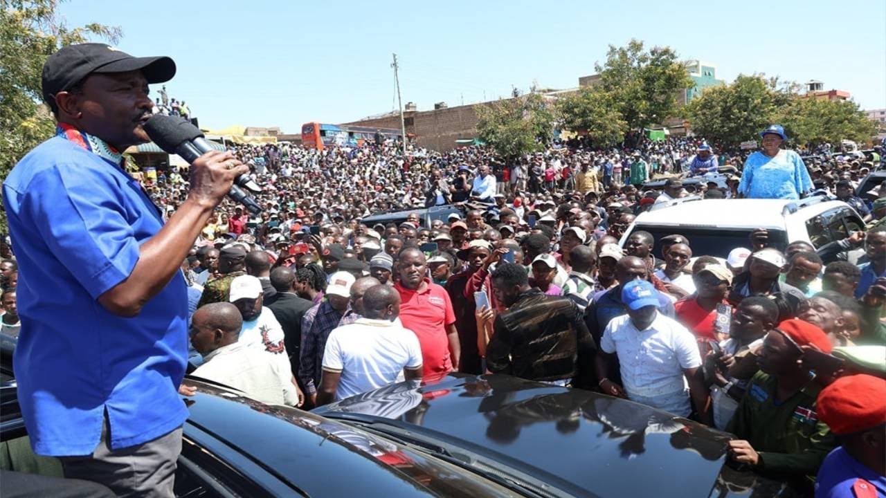 ЭТО СДЕЛАНО!!!ПОСМОТРИТЕ, КАК МИЛЛИОНЫ ЖИТЕЛЕЙ МОМБАСЫ ПОКИНУЛИ РАЙЛУ И ПРИСОЕДИНИЛИСЬ К КАЛОНЗО ...