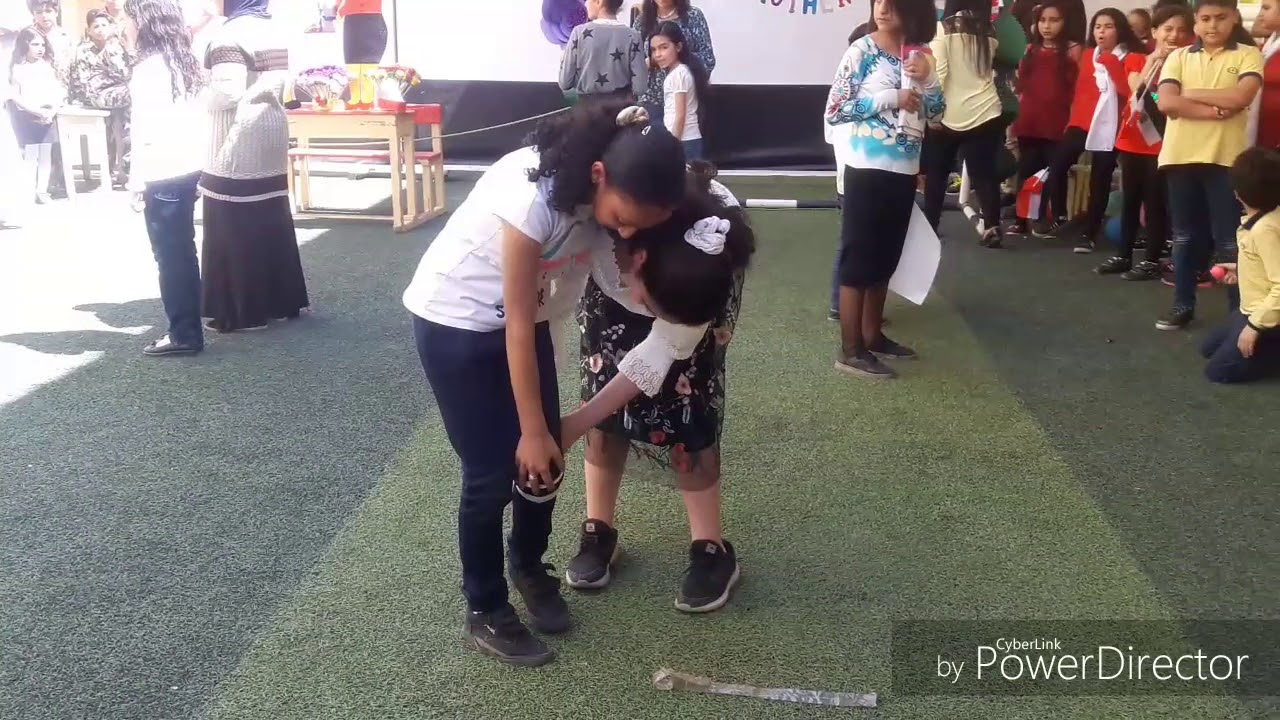 استعراض ودونى عند امى