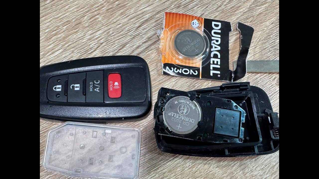 TOYOTA KEY FOB BATTERY REPLACEMENT - YouTube