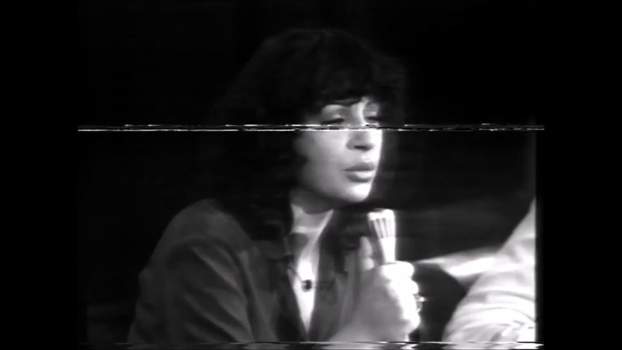 Σαν Παλιό Αλφαβητάρι-Χαρούλα Αλεξίου (Ανέκδοτη ηχογράφηση)