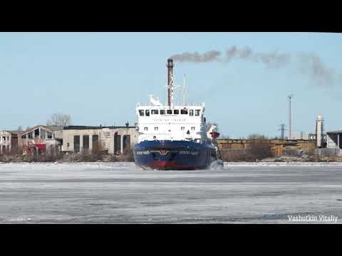 Видео: Ледокол Капитан Чадаев, противопаводковые работы