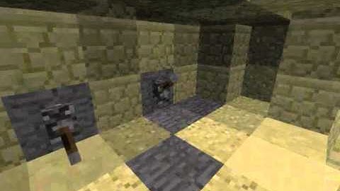Minecraft: Door combination lock with sticky pistons