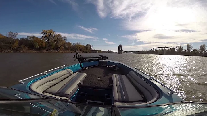 Boating on the Missouri River - Allen Maag and wife Rita