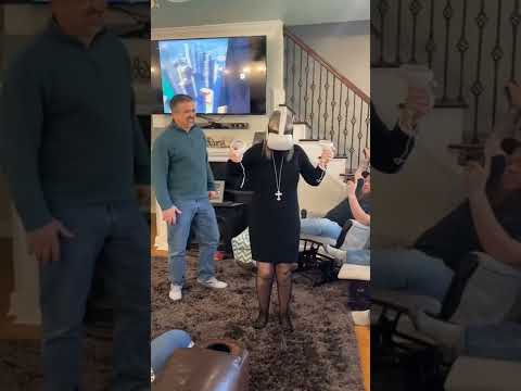 очки виртуальной реальности#очкивиртуальнойреальности #опасные #юмор