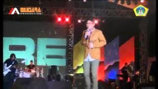 Ungu Dia Maha Sempurna - live Gresik 2014