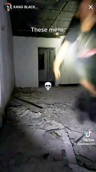 Normal people afraid of ghosts: #viral #fyp #viralshort