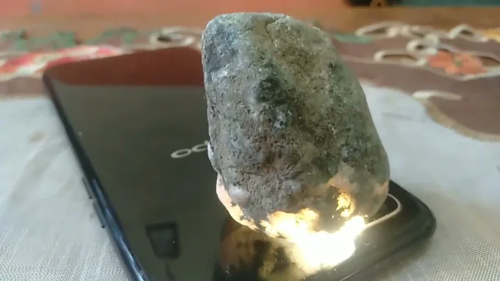 natural diamond in kimberli stone part 6