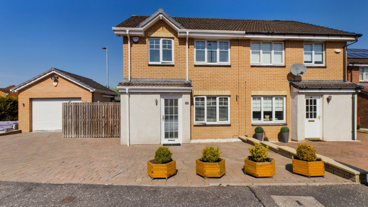 Outstanding 2 Bedroom SemiDetached Home For Sale Blair Athol Wynd