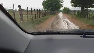 Toyota Corolla na lama,no asfalto,no seco e no molhado,um espetáculo de carro.