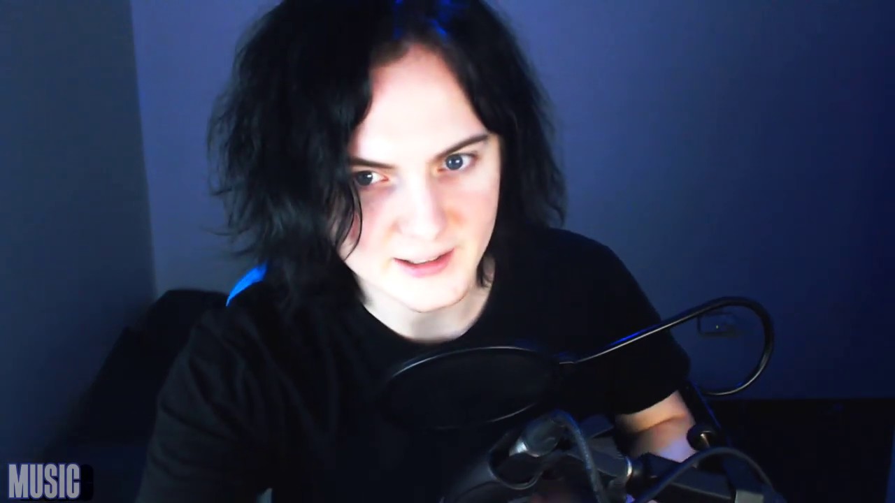 SUNDAY WITH SUEY 17 - LATE FRENCH EDITION - YouTube