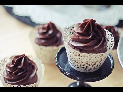 Video: Razlika Između Muffina I Cupcakesa