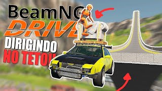 Dirigindo Sentado no Teto do Carro e Saltando na Mega Rampa no Beamng Drive