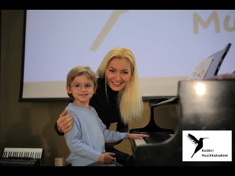 Video: Hvordan Skrive En Gratulasjon Til En Lærer Ved Eksamen På En Musikkskole