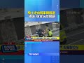騎士逆向攔貨車攻擊